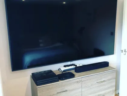 TV mounting project in London 26
