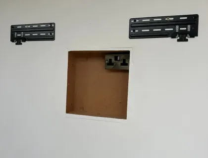TV mounting project in London 35