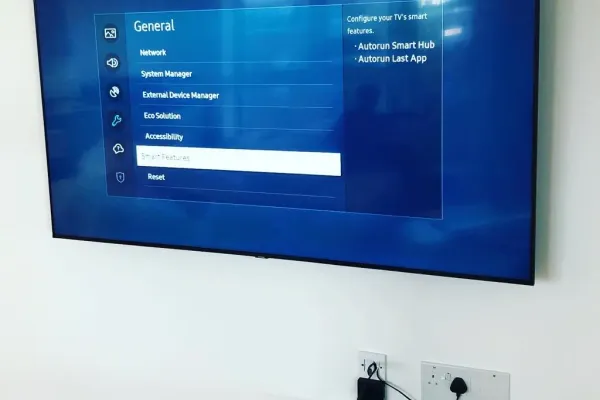 TV wall mounting in London, done properly